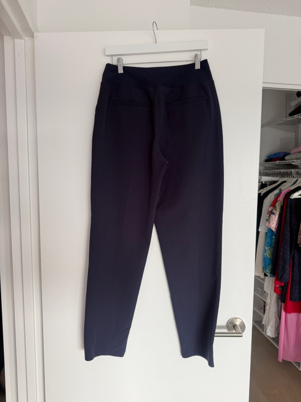 Athleta Endless Pant size 6 Tall - Picture 5 of 6